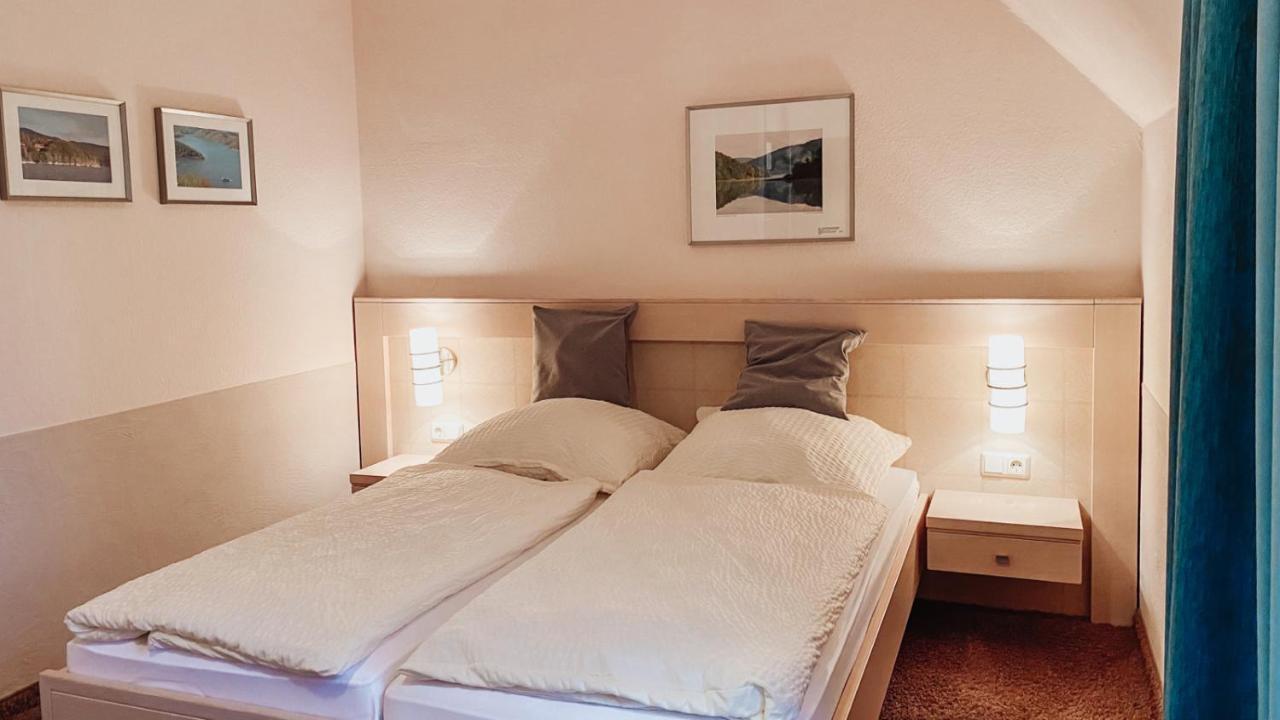 Apartment Auf Halbinsel Scheid In Direkter Ufernaehe *